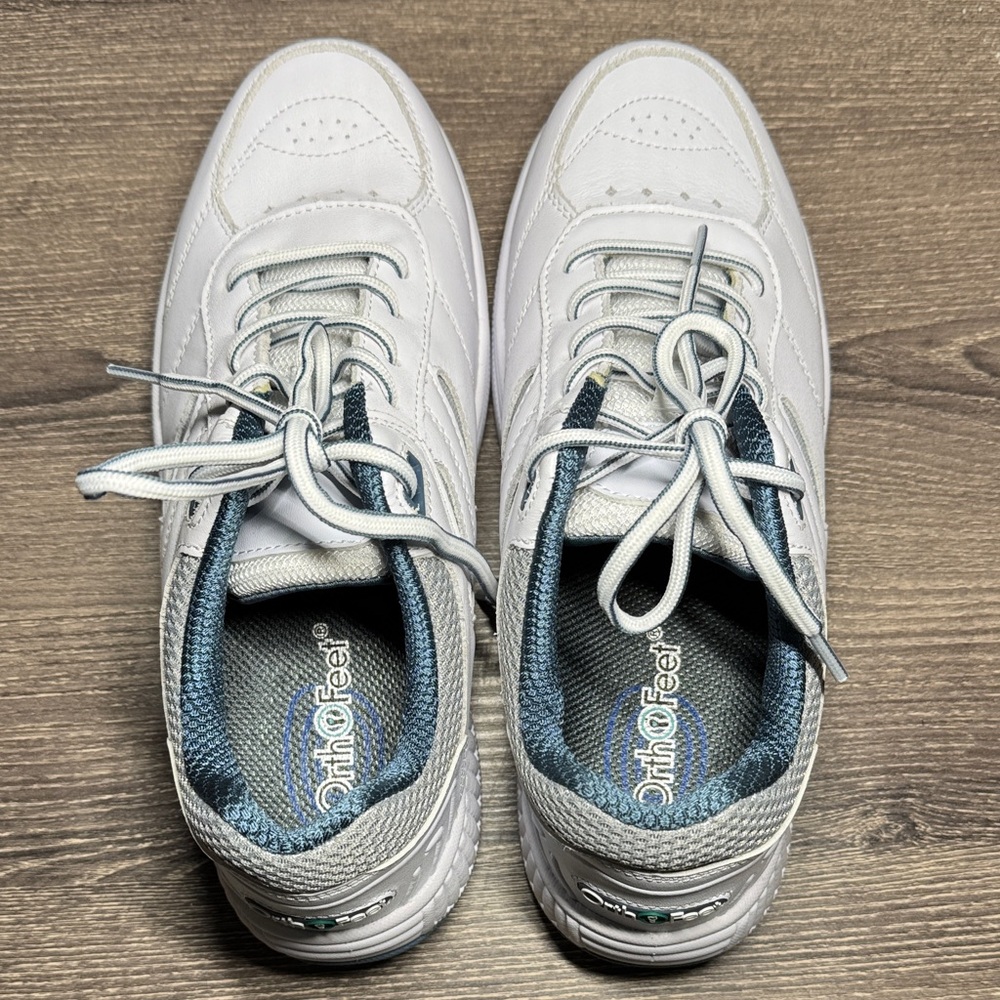 Women’s White Sneakers